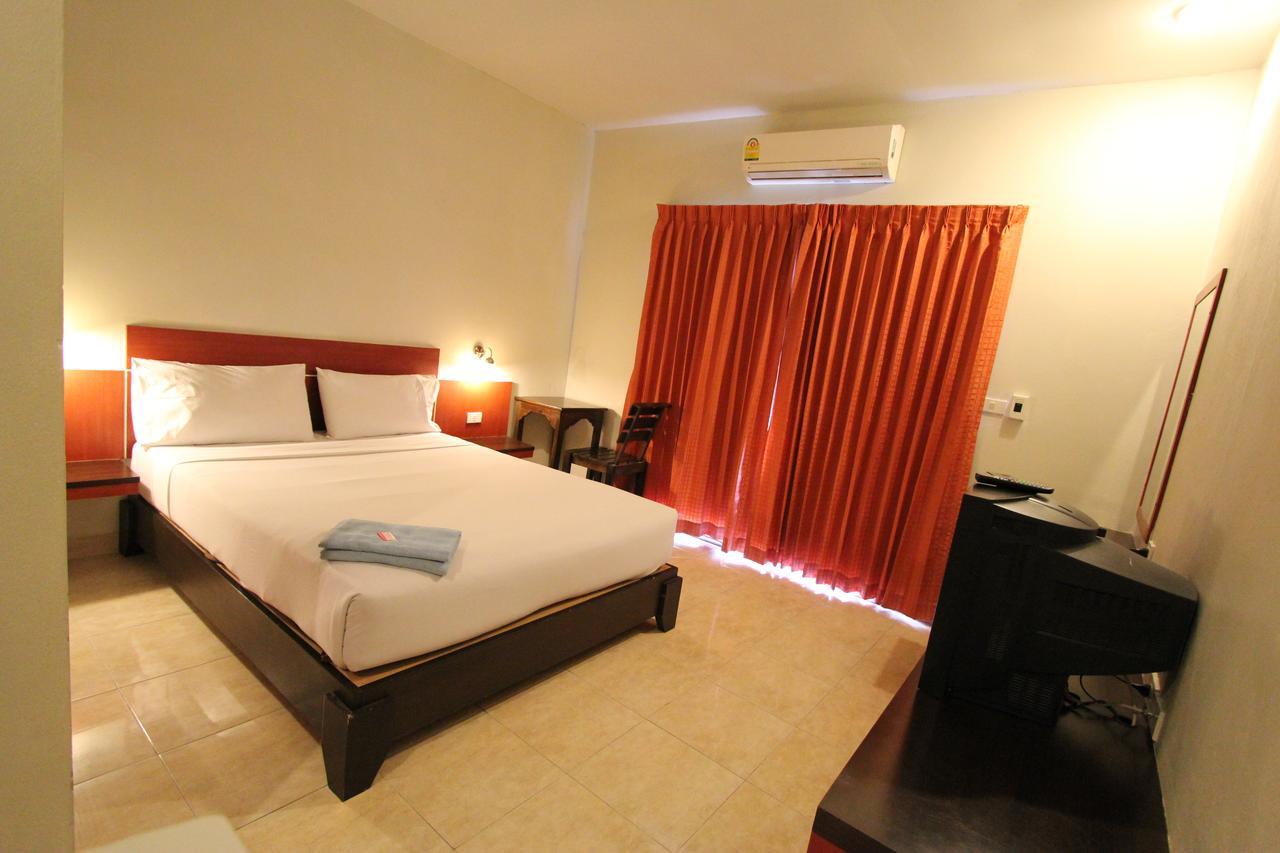 Paradise Resort Ban Nong Pla Lai Esterno foto