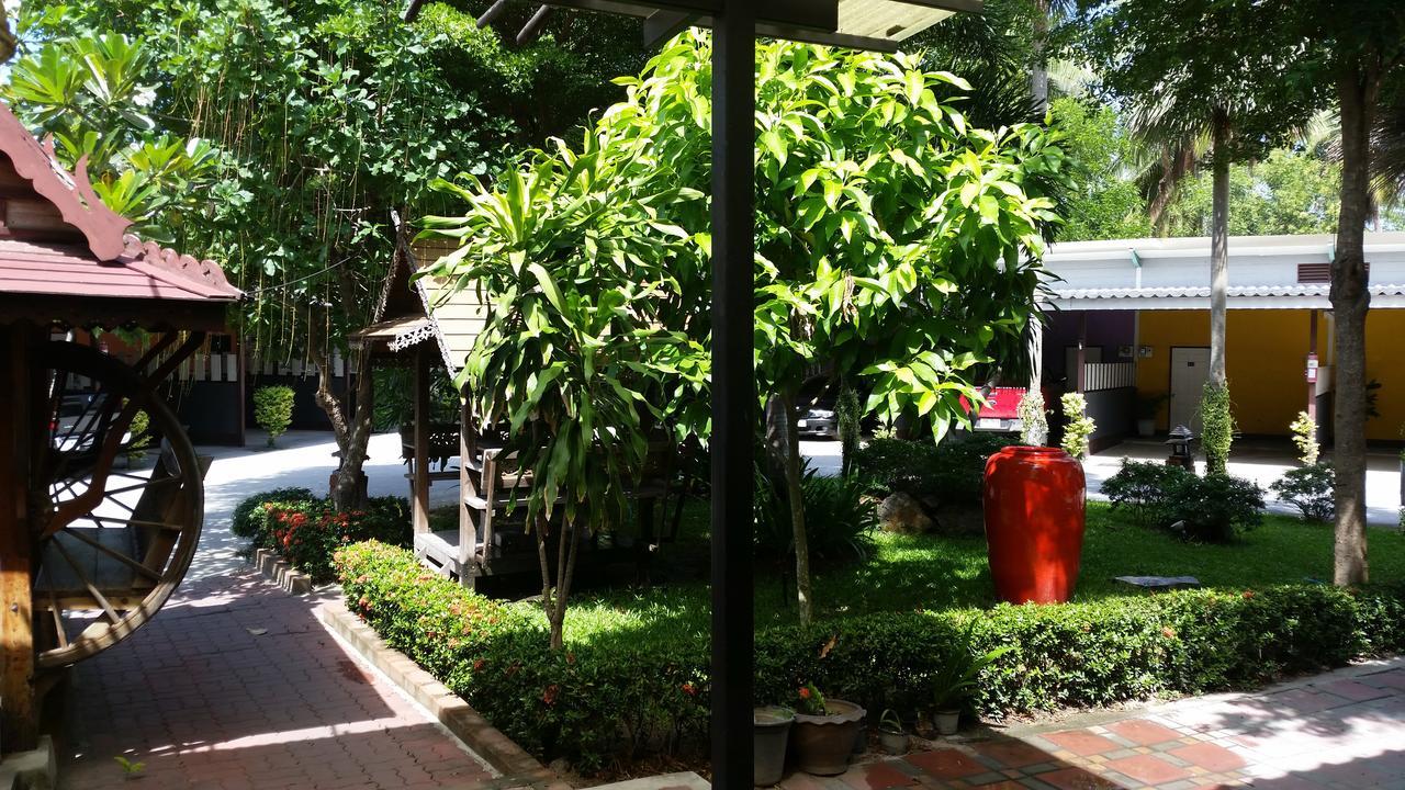 Paradise Resort Ban Nong Pla Lai Esterno foto