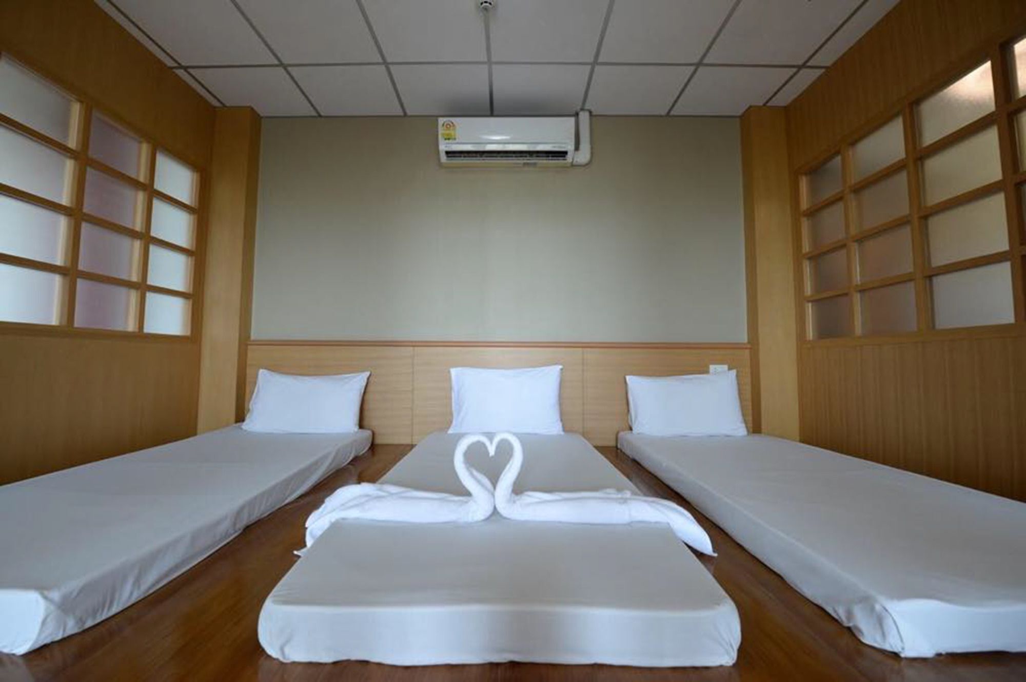 Paradise Resort Ban Nong Pla Lai Esterno foto