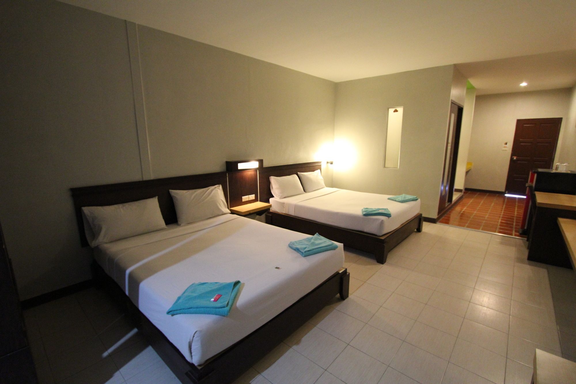 Paradise Resort Ban Nong Pla Lai Esterno foto