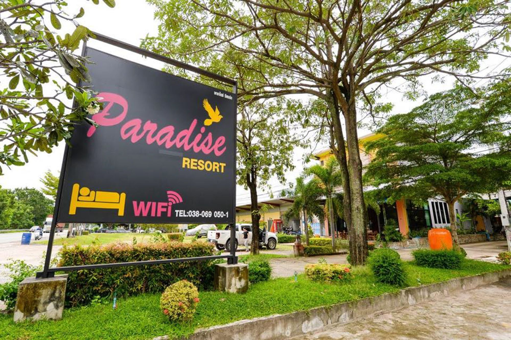 Paradise Resort Ban Nong Pla Lai Esterno foto